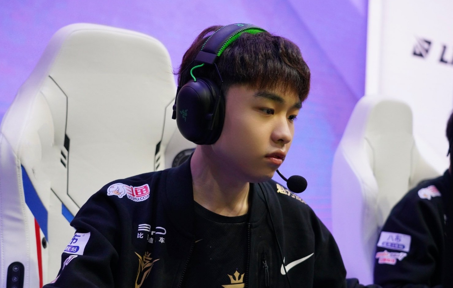 开云体育登录-NS碾压EDG，Clid线上压制力十足强强对话半决赛，点燃全场激情