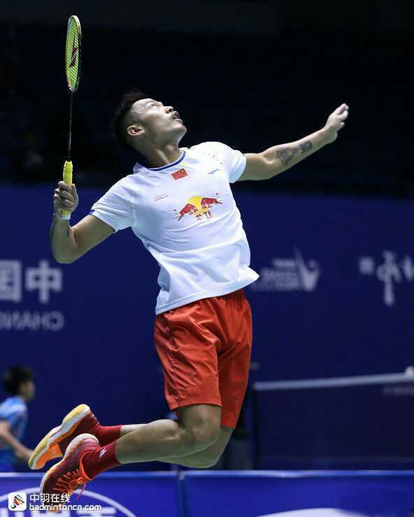 英格兰羽毛球队绝杀马来西亚羽毛球队，林丹绝境逆转