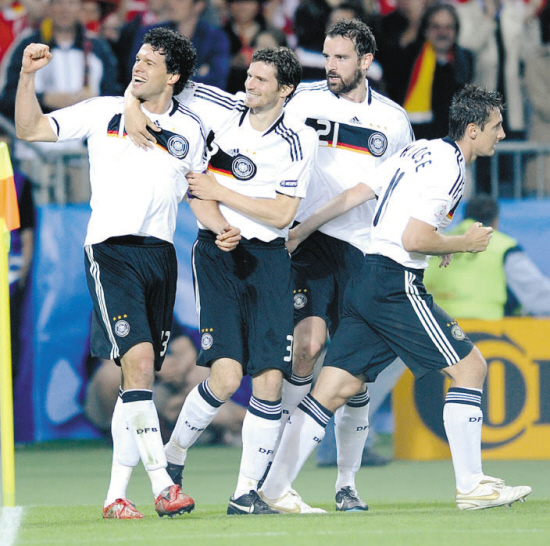 开云体育-包含德国队轻取印尼队，黄鸭组合惊艳四座的词条